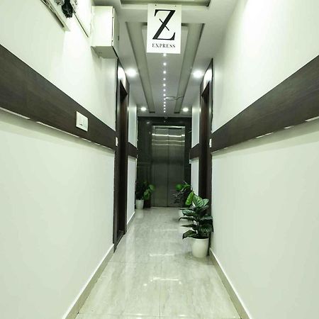 Z Express Enzyme Hotel Бангалор Екстериор снимка