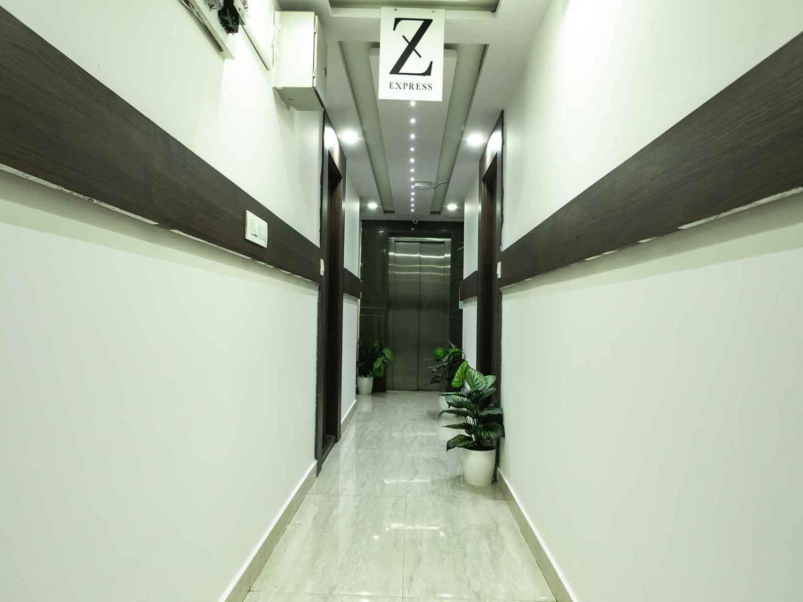 Z Express Enzyme Hotel Бангалор Екстериор снимка