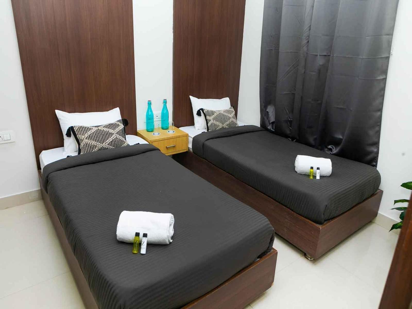 Z Express Enzyme Hotel Бангалор Екстериор снимка